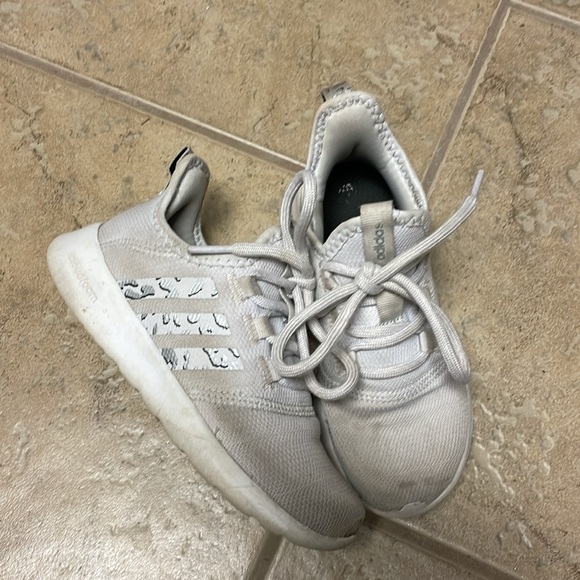 Adidas kids 12.5 Cloudfoam - Picture 2 of 6